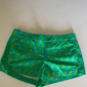 EUC J. Crew Green w/ Pineapples Shorts - Size 8
